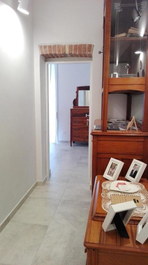 I Baronetti In Centro Bed & Breakfast Агрополи Екстериор снимка