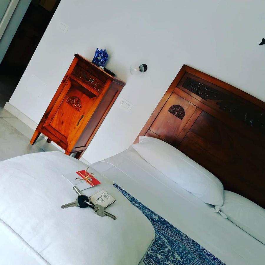 I Baronetti In Centro Bed & Breakfast Агрополи Екстериор снимка
