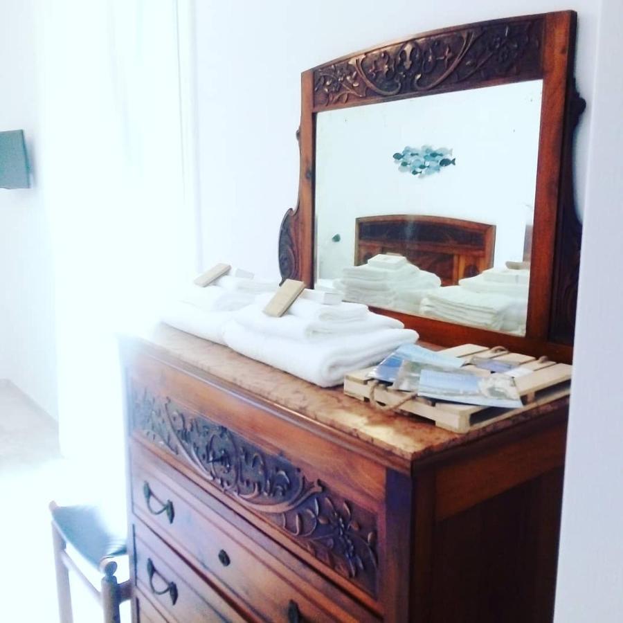 I Baronetti In Centro Bed & Breakfast Агрополи Екстериор снимка
