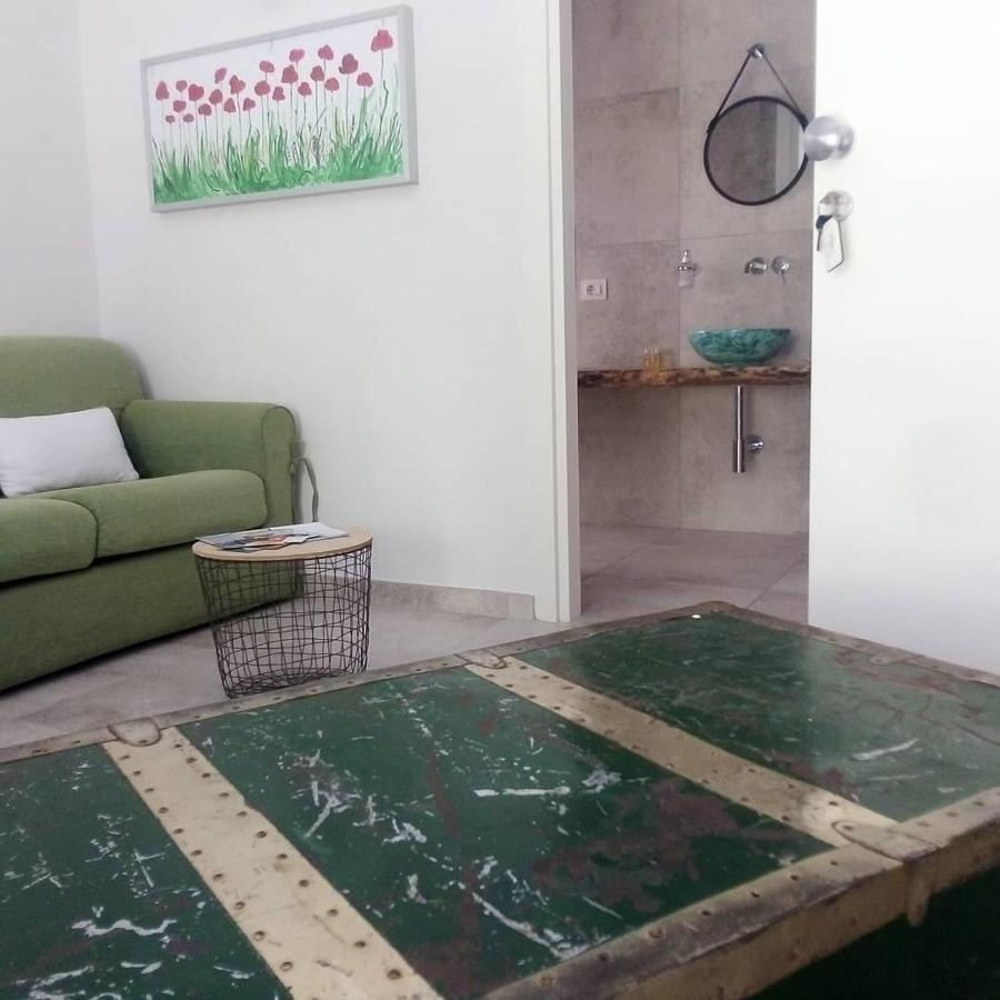 I Baronetti In Centro Bed & Breakfast Агрополи Екстериор снимка